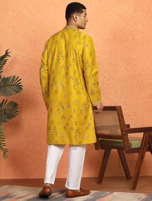 Men mustard anchor kurta with gold floral motif prints 3