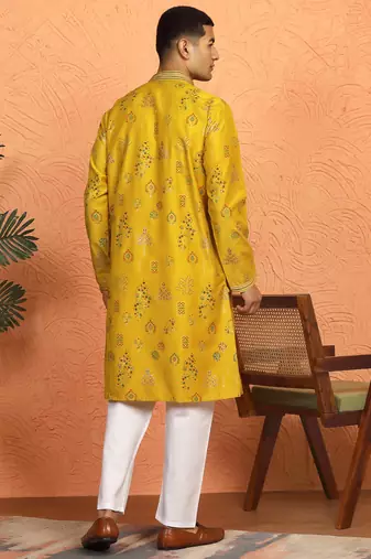 Men mustard anchor kurta with gold floral motif prints