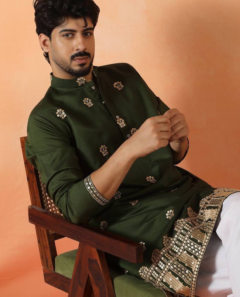 Cotton silk floral embroidered green kurta with pyjamas