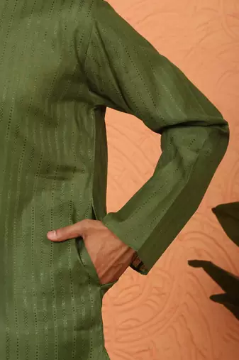 Cotton stripe knee length olive green kurta and pyjama