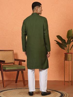 Chikan embroidered cotton rayon green kurta and pyjama 3