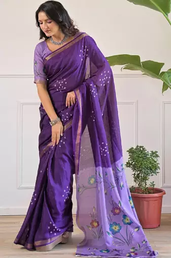 Floral bandhani saree