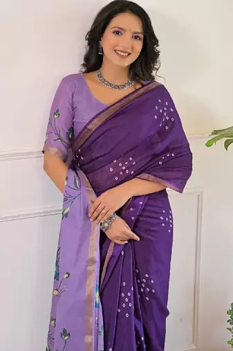 Floral bandhani saree