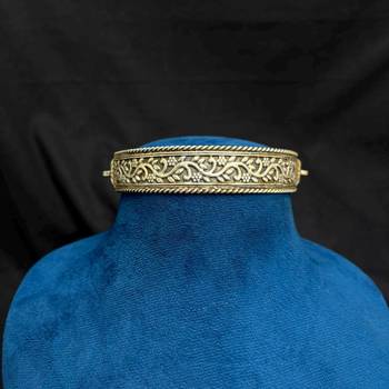 Oxidized Silver Plated Choker Necklace • Handcrafted Chitai Work Floral Vine Hasli Choker 4