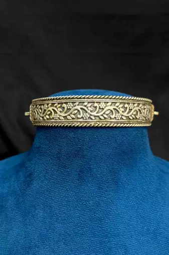 Oxidized Silver Plated Choker Necklace • Handcrafted Chitai Work Floral Vine Hasli Choker