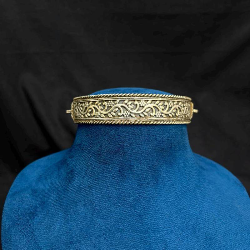 Oxidized Silver Plated Choker Necklace • Handcrafted Chitai Work Floral Vine Hasli Choker