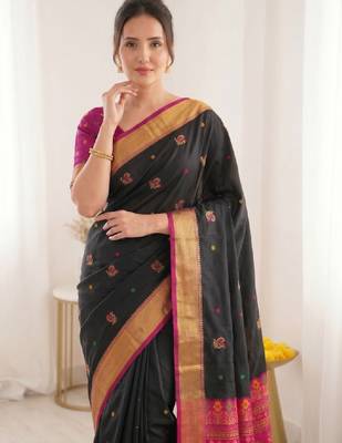 Ethnic motifs zari silk blend handloom bandhani saree 3
