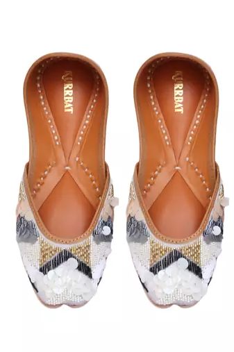 White multicolor pearls and cutdana embellished jutti