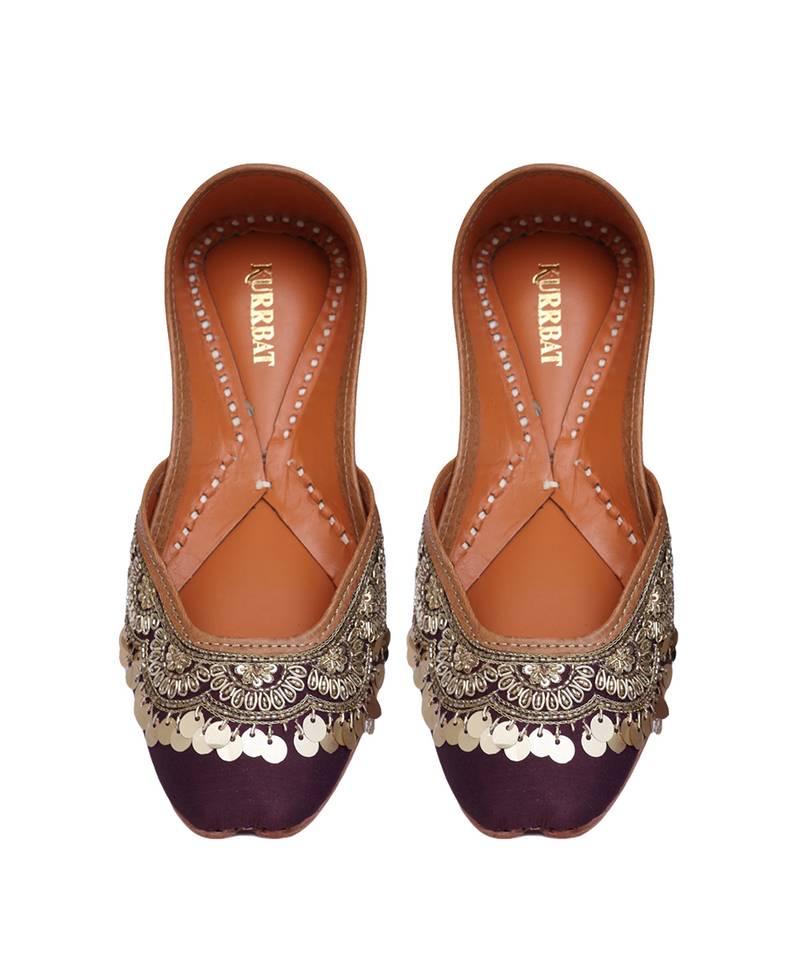 Plum purple dabka and cutdana work jutti