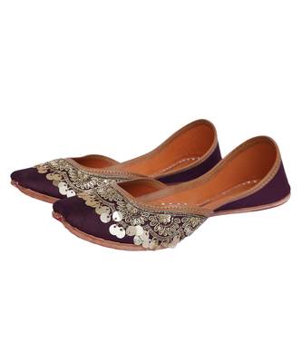 Plum purple dabka and cutdana work jutti 3