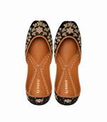 Black gota patti work jutti