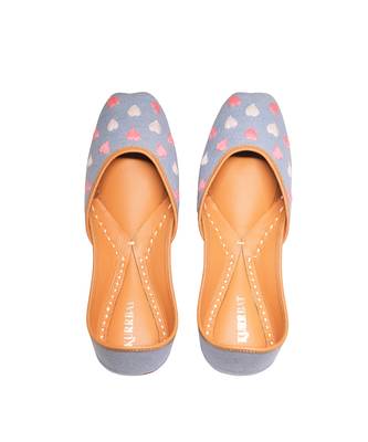 Blue denim juttis with white and pink thread embroidery 3