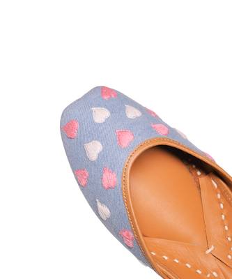Blue denim juttis with white and pink thread embroidery 4