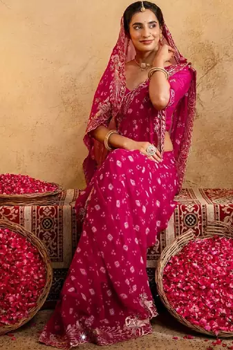 Bandhani embroidered pure georgette fusion bandhani saree