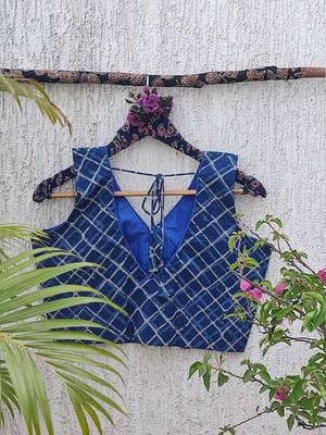 Blue premium cotton handblock printed blouse 4