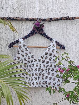 White premium cotton handblock printed blouse 3