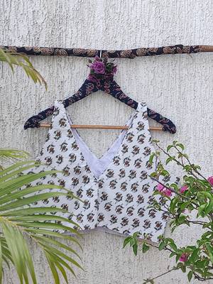 White premium cotton handblock printed blouse 4