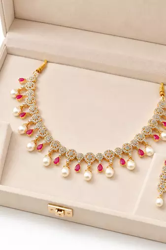 Certified natural freshwater pearls jewellery gold-tone cz pearl & ruby necklace and earrings jewellery set.