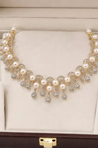 Certified natural freshwater pearls jewellery pearl & crystal choker necklace & earrings jewellery set gold-tone setting