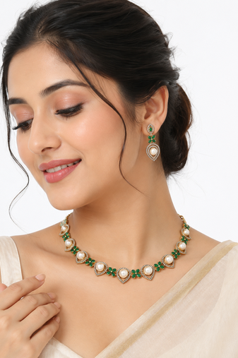 Certified natural freshwater pearls jewellery pearl drop and crystal choker necklace set with earrings, gold-tone.