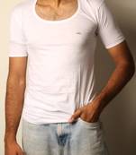 Men's white solid round neck half sleeve vest