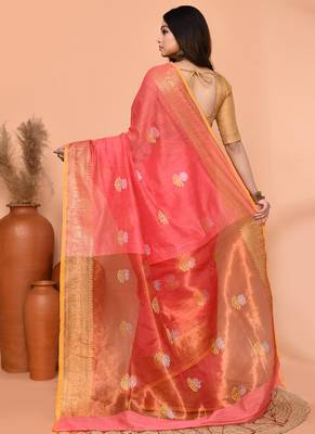 peach pink cotton blend handloom saree with running blouse piece pallu & border zari work 5