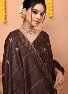 brown silk blend handloom saree with running blouse piece 4