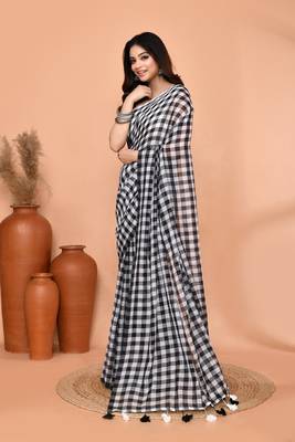 cotton blend handloom white black check saree with running blouse piece 2