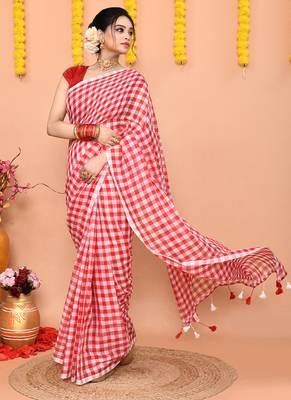 cotton blend handloom white red check saree with running blouse piece 3