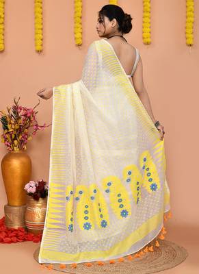 white yellow cotton blend jamdani saree 5