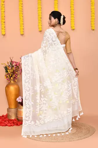 off white cotton blend jamdani saree