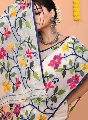 traditional off white soft cotton silk jamdani saree with running blouse piece 4