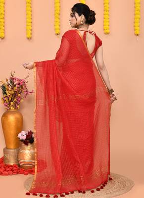 red cotton blend zari check handloom saree with running blouse piece  4