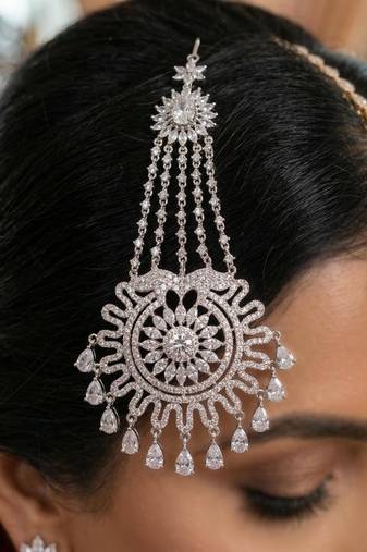 Silver-Finished Bridal Passa – Zircon Studded Jhumar Hair Jewelry for Weddings