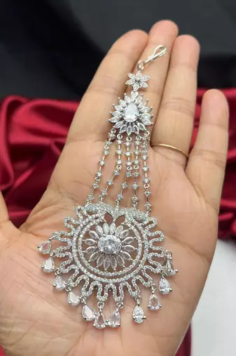 Silver-Finished Bridal Passa – Zircon Studded Jhumar Hair Jewelry for Weddings