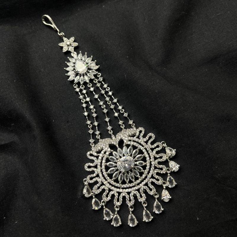 Silver-Finished Bridal Passa – Zircon Studded Jhumar Hair Jewelry for Weddings