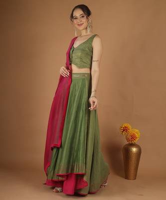 Olive green chanderi layered skirt set with hot pink katan silk dupatta 4