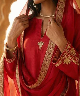Embroidered chanderi short kurta & sharara with tissue dupatta 2