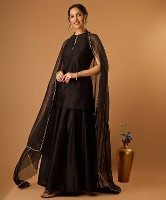 Sleeveless chanderi short kurti and sharara with embroidered katan dupatta in black 5