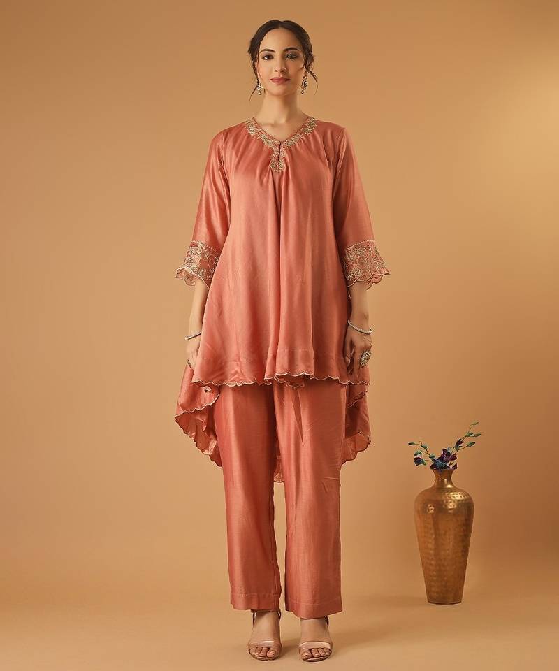 Coral embroidered chanderi kurta set with tissue dupatta
