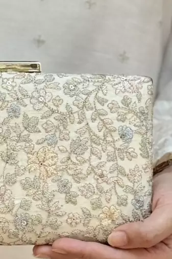 Beige tissue suede clutch