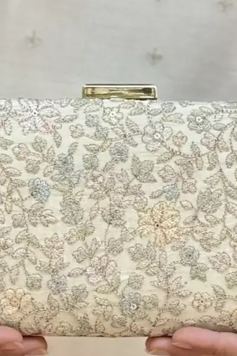 Beige tissue suede clutch