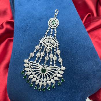 Emerald Zircon Bridal Passa – Pakistani Jhumar Headpiece, Wedding Tikka 3