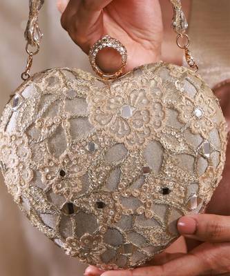 Gold tissue cutwork mirror synthetic clutch 4