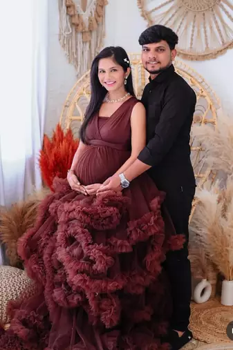 Premium Maternity Gown for Baby Shower & Pregnancy Photoshoot