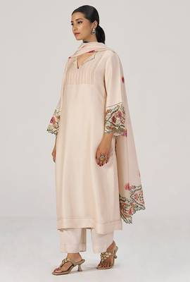 Dew festive kurta set 1