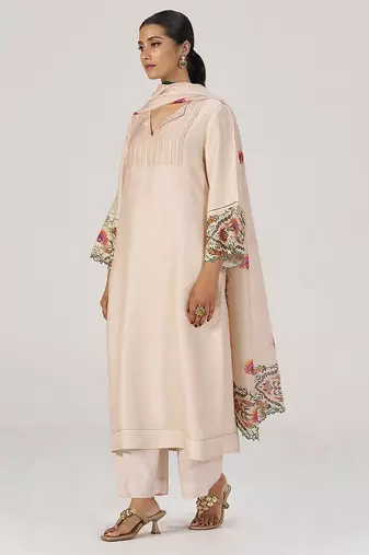 Dew festive kurta set