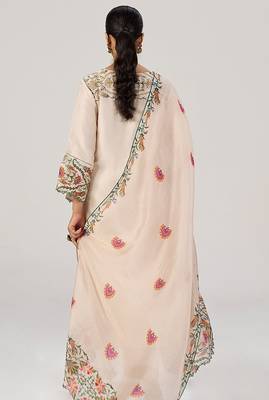 Dew festive kurta set 2