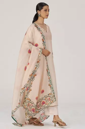 Dew festive kurta set