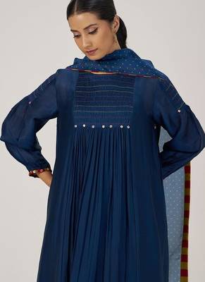 Blue opal silk festive kurta set 5